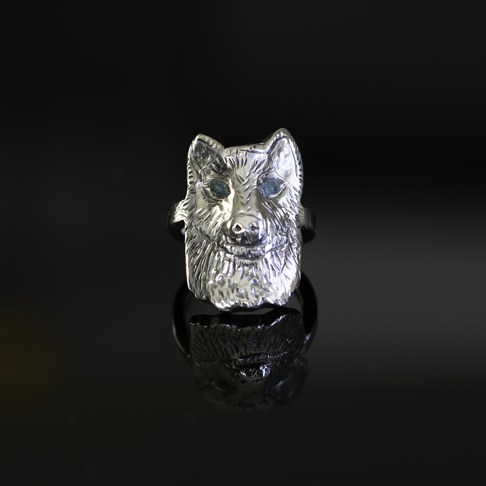 Wolf Ring